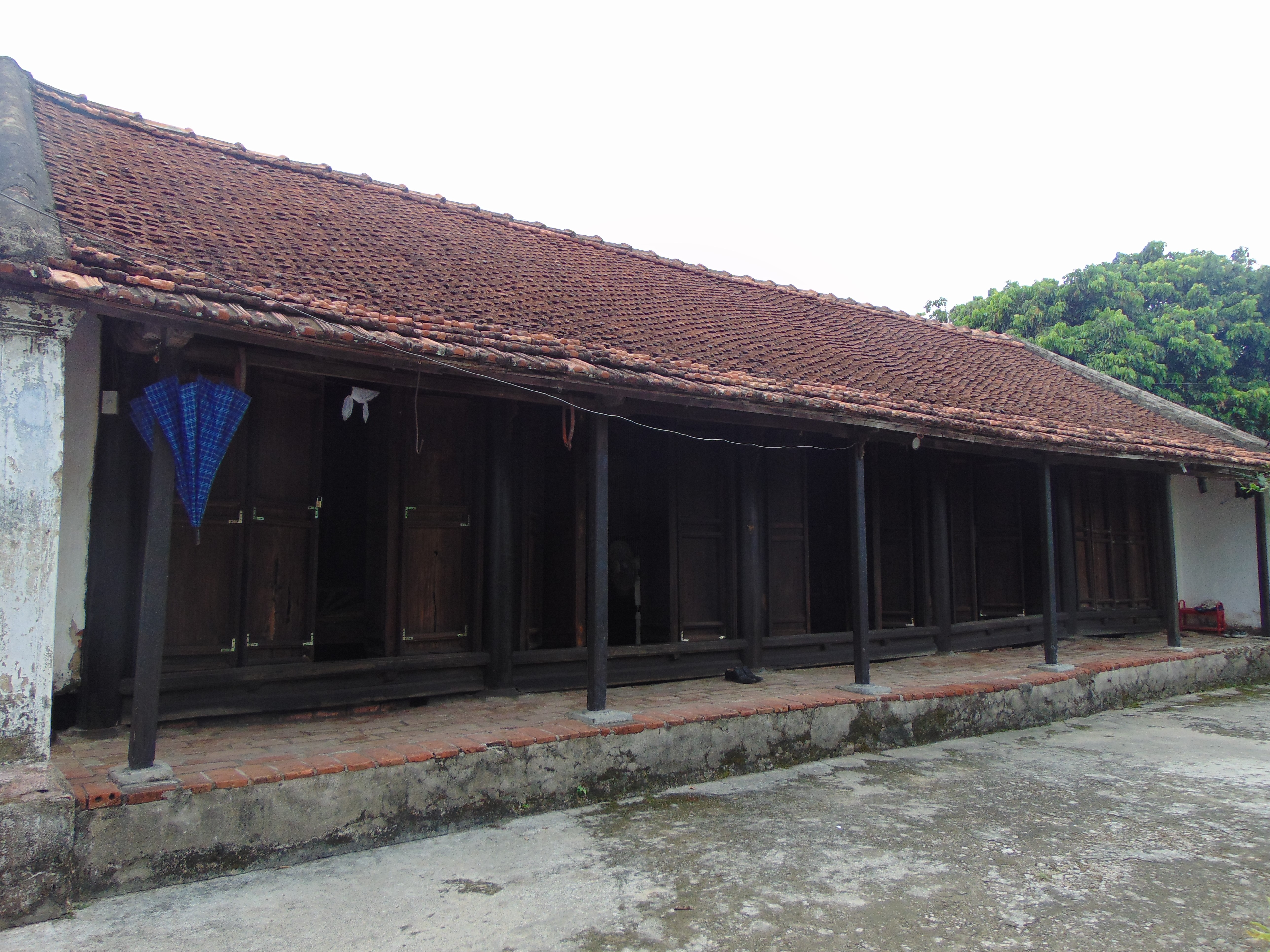 Explore the ancient space at Truong Yen ancient village