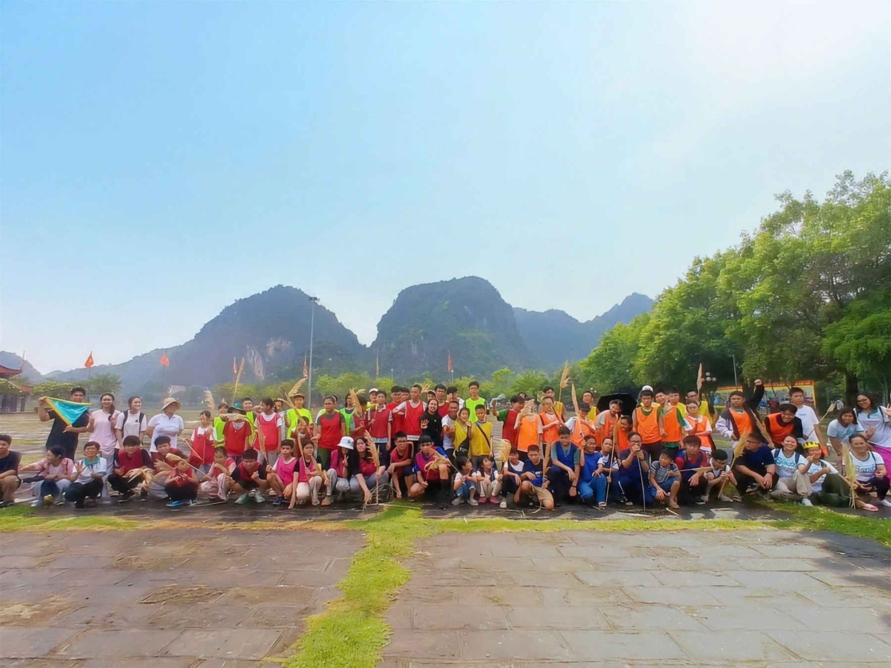 CỐ ĐÔ HOA LƯ ĐỔI MỚI HOẠT ĐỘNG GIÁO DỤC DI SẢN THÔNG QUA CHƯƠNG TRÌNH TRẢI NGHIỆM “VẠN THẮNG VƯƠNG CỜ LAU”