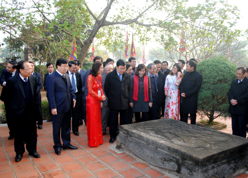 Chủ tịch nước Trương Tấn Sang về thăm Cố đô Hoa Lư (14.01.2015)